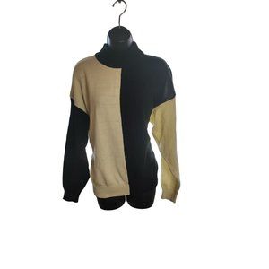 1980's Black & White Colorblock Cosi Crest Oversized Sweater